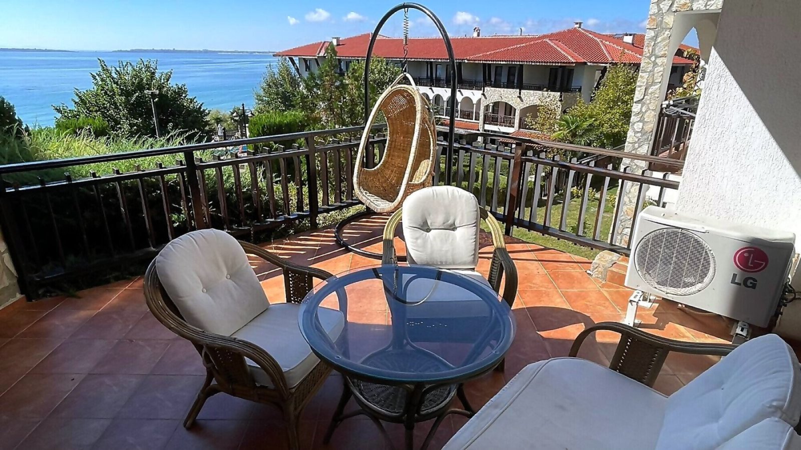 Apartment 1+2 in the Manastira 2 complex, Sveti Vlas, Bulgaria