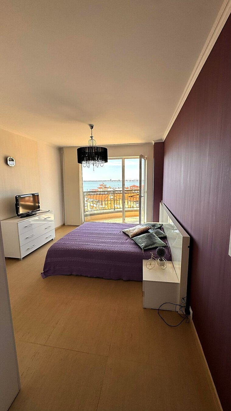 Apartment 1+3 in the Royal Palm Complex, Sveti Vlas, Bulgaria