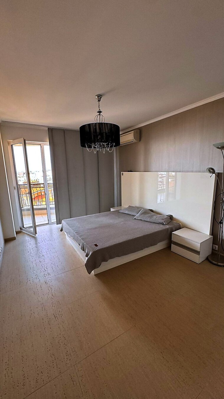 Apartment 1+3 in the Royal Palm Complex, Sveti Vlas, Bulgaria