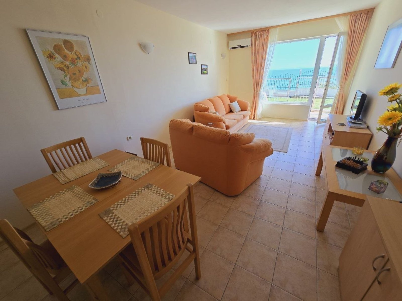 Complex Coral Beach – elegant apartment with luxurious sea views in the first line of the sea in Sveti Vlas, Bulgaria.