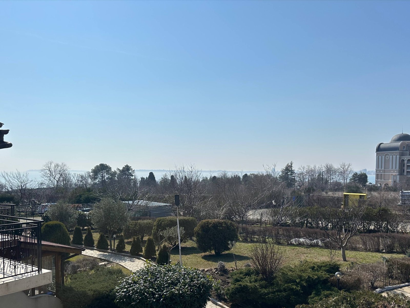 1+1 apartment in a residential building in Sveti Vlas, Bulgaria