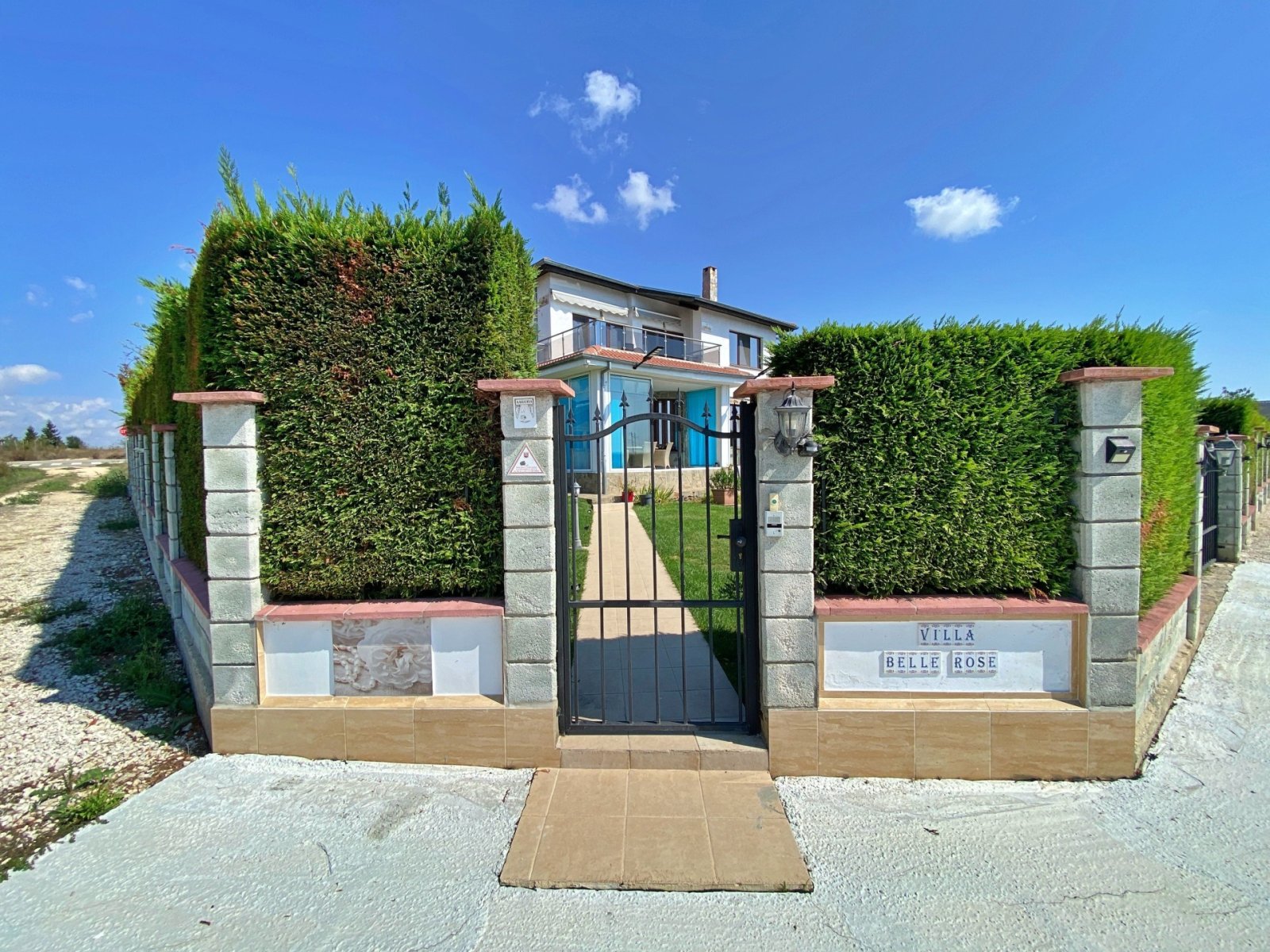 Villa with large garden, pool, and sea view in Bojurets, Bulgaria