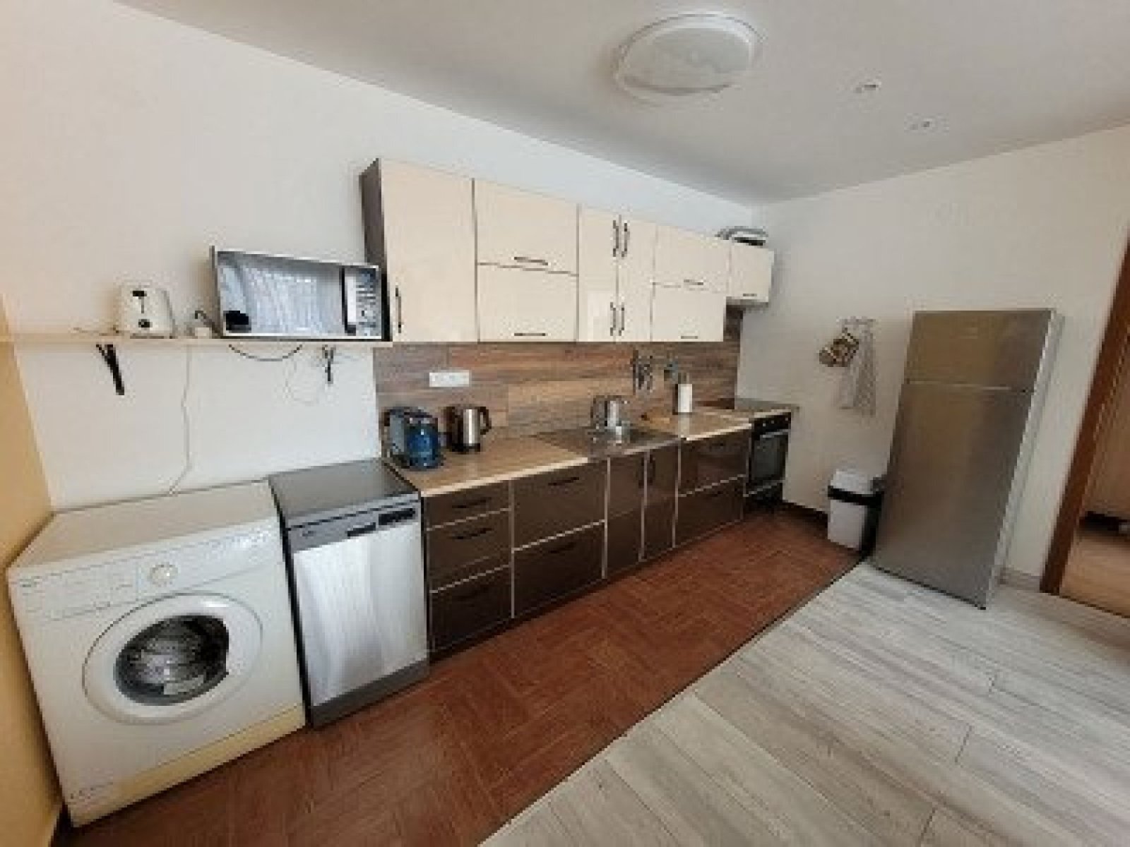 Three-room apartment with three glazed terraces and a private rose garden in Sveti Vlas, Bulgaria.