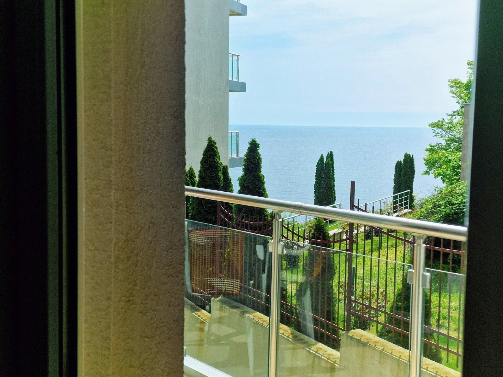 3-room apartment with sea view, two bathrooms, directly on the beach – Silver Beach Complex, Byala, Bulgaria