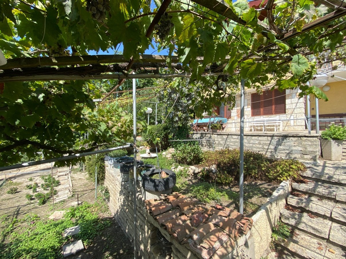2 semi-detached houses in Balchik with a sea view