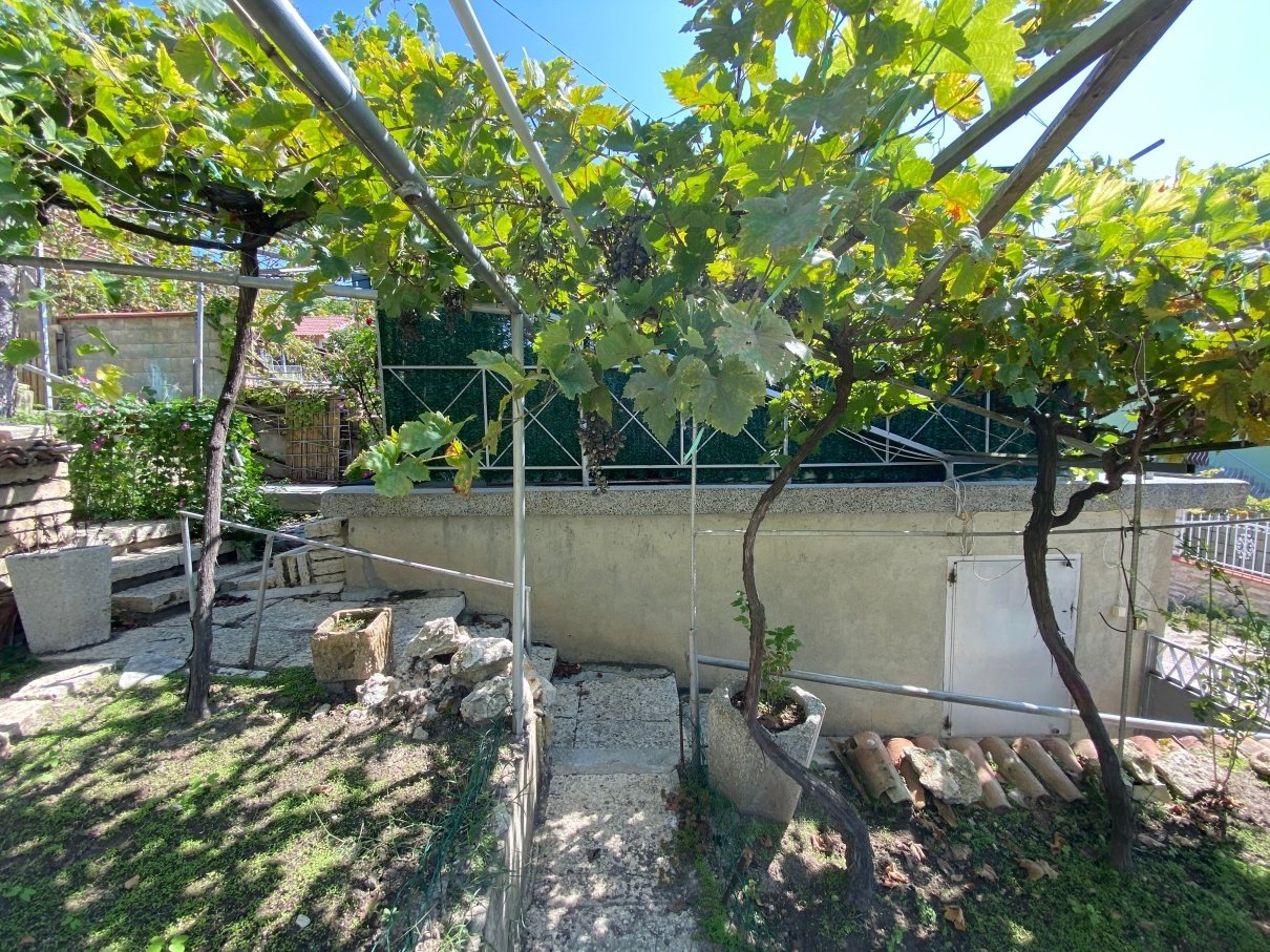 2 semi-detached houses in Balchik with a sea view