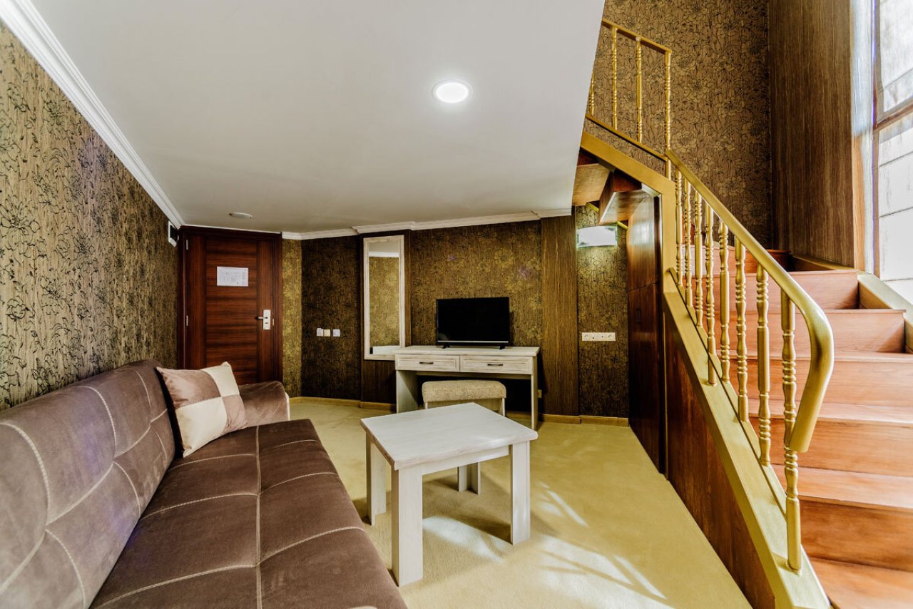 hotel-alisa-mezonet-2-living-room-2