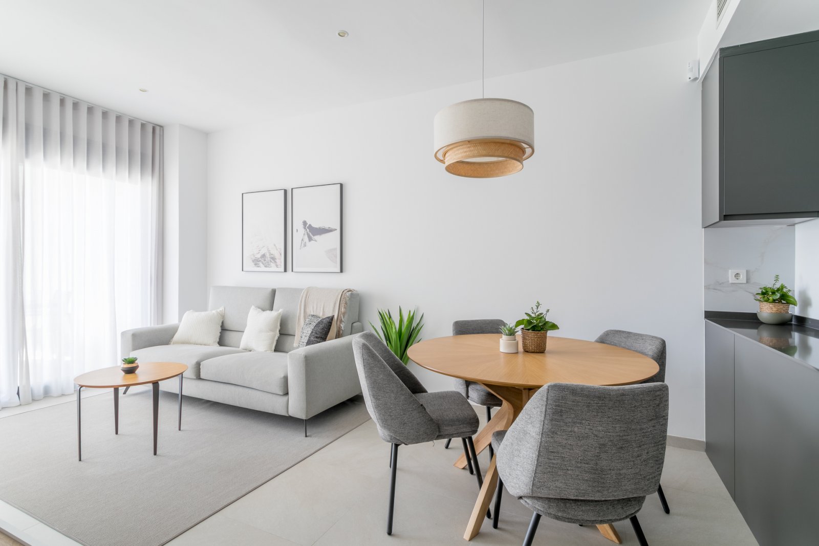 Modern apartment on the 1st floor with terrace 1 km from the sea Torrevieja