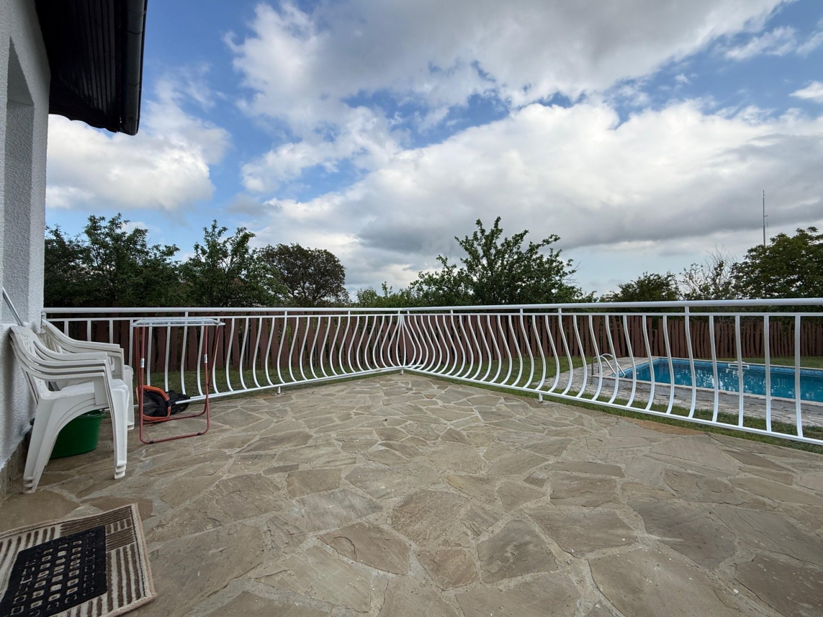 Single-story house with its own garden in the village of Goritsa, Bulgaria.