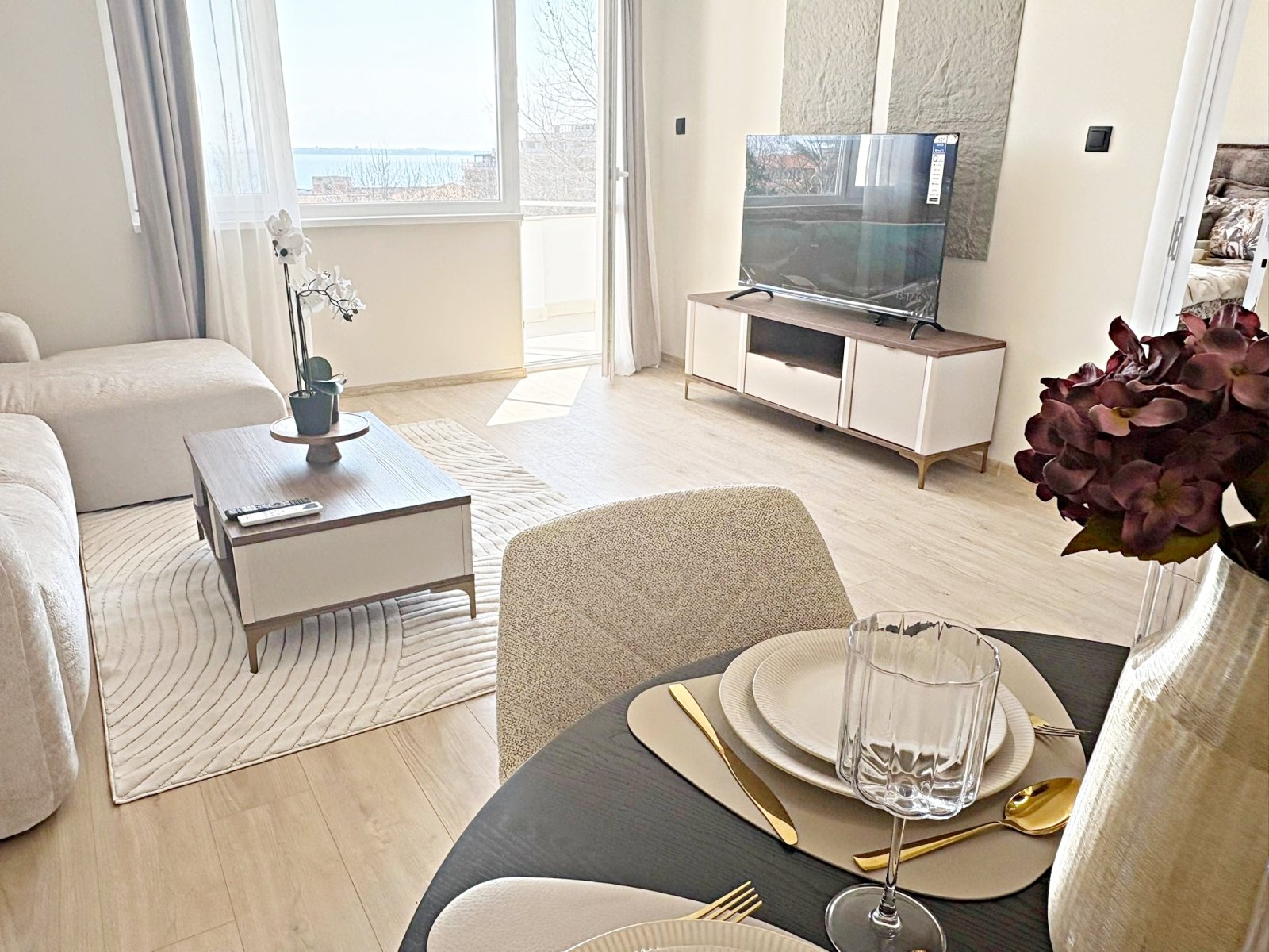 TOP Angebot 2 Wohnungen zum Preis von einer mit Meerblick in Sveti Vlas Bulgarien