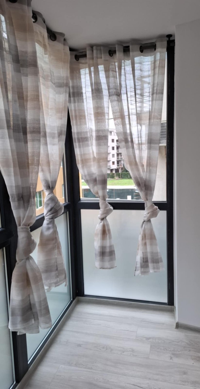 Spacious Modern 1-Bedroom Apartment with Terrace & Pool in Amadeus 5 – Blue Pearl