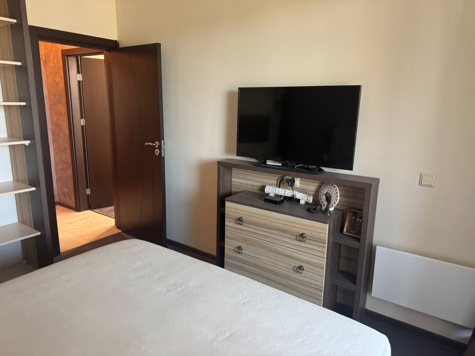 3-room apartment for long-term rent starting from 1 year in Burgas, Bulgaria