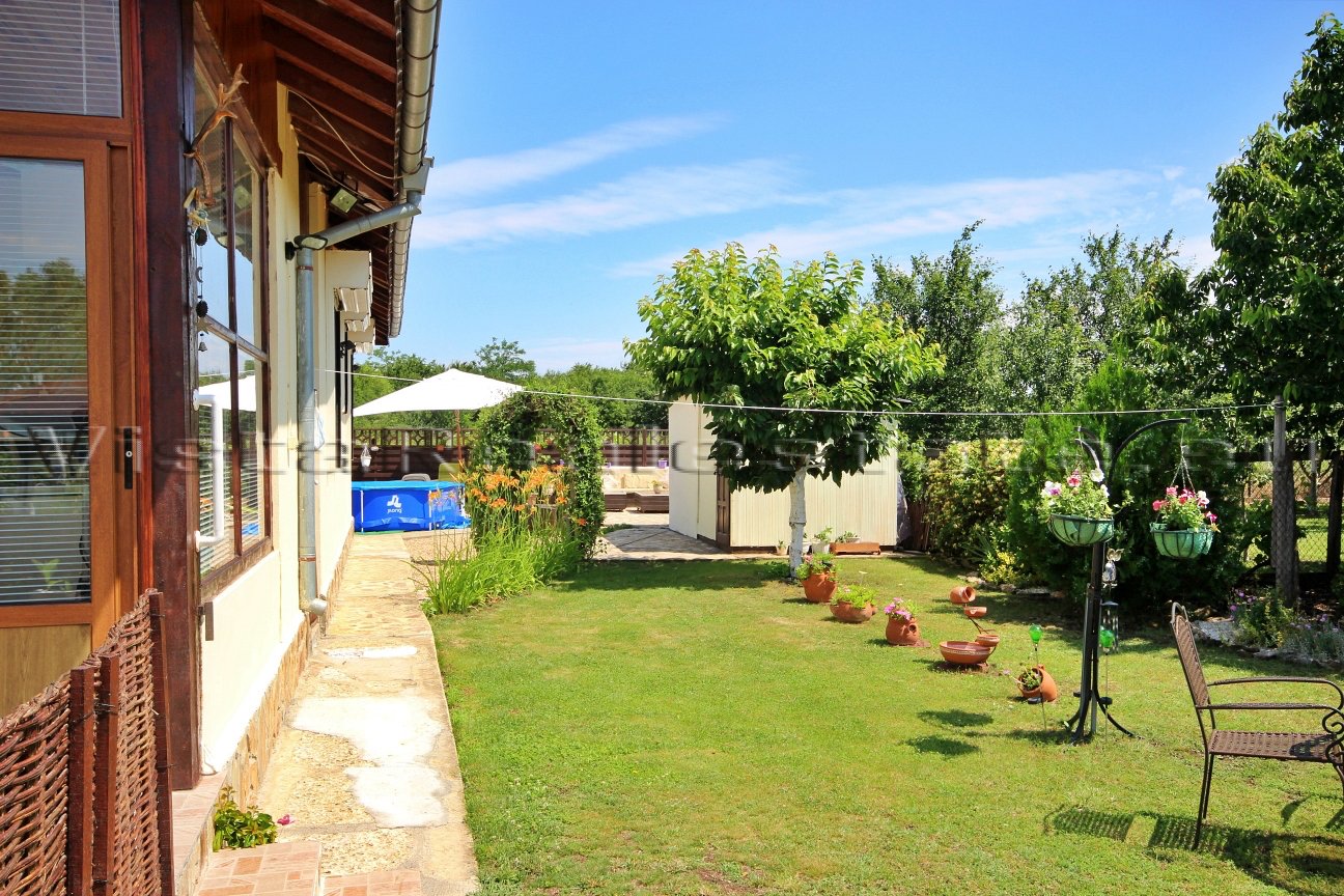 Two newly built houses just 20 min from Balchik and the sea