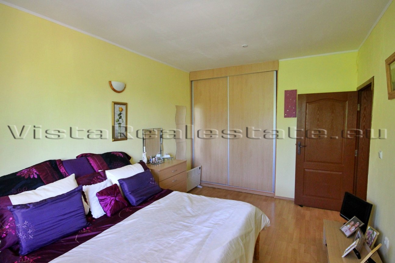 Two newly built houses just 20 min from Balchik and the sea