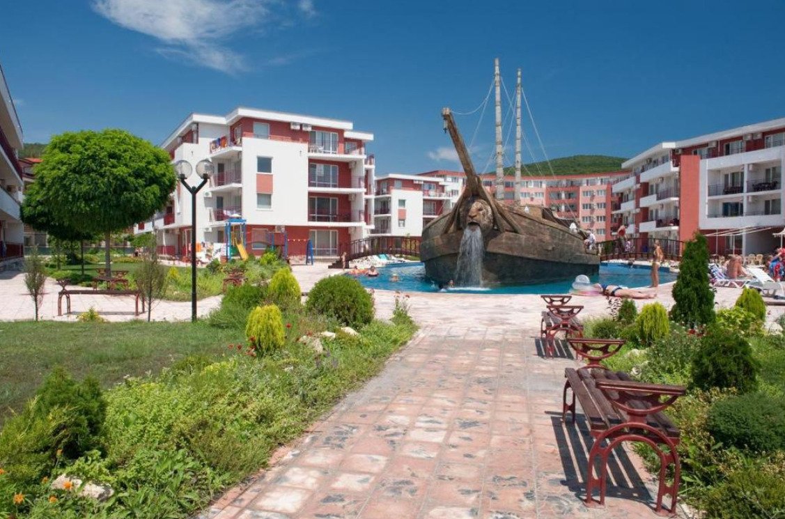 Geräumige 3 Zimmer mit Meerblick im Privilege Fort Beach Komplex, Sveti Vlas