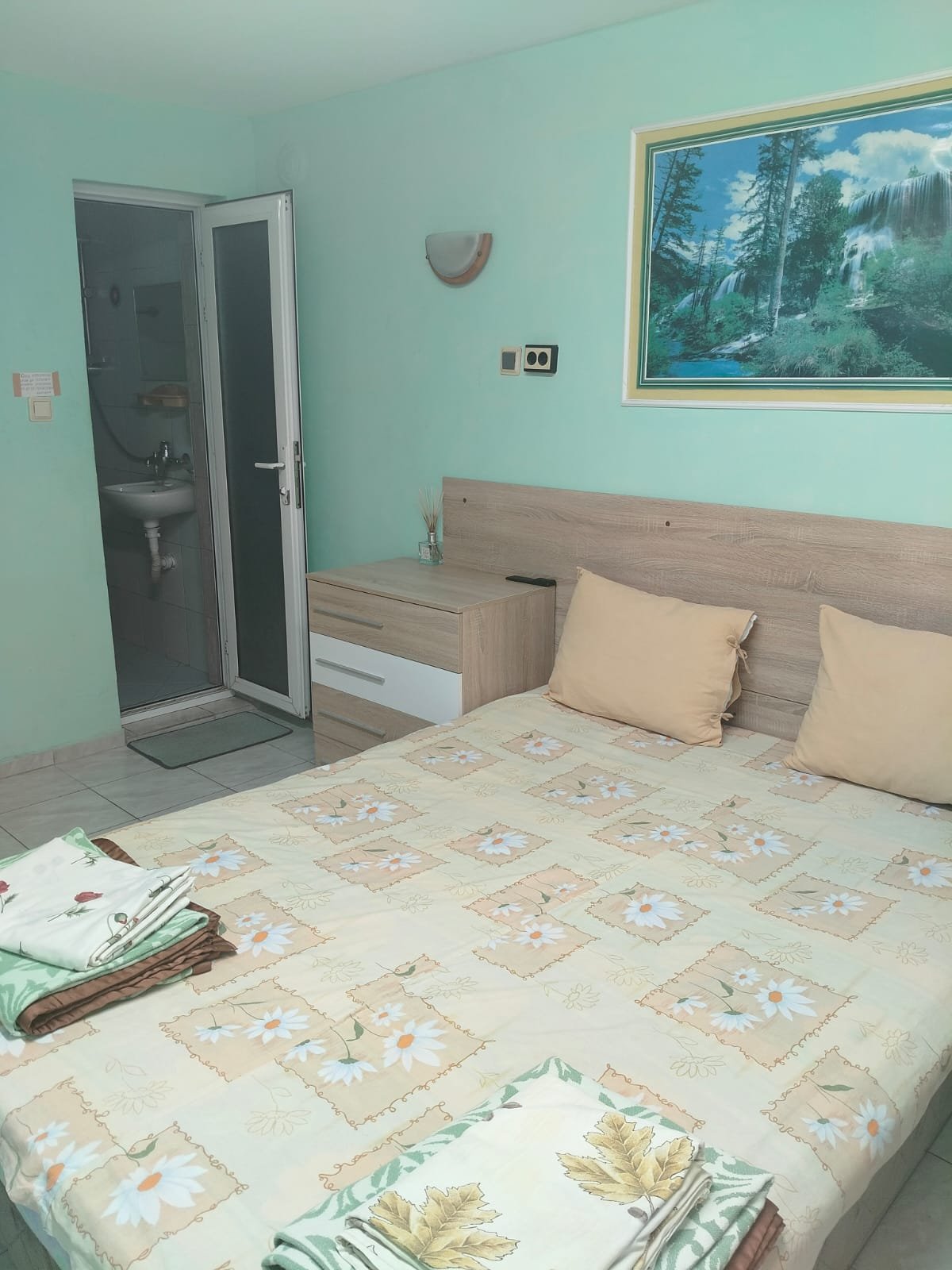 Multi-room apartment in the absolute top center of Nessebar