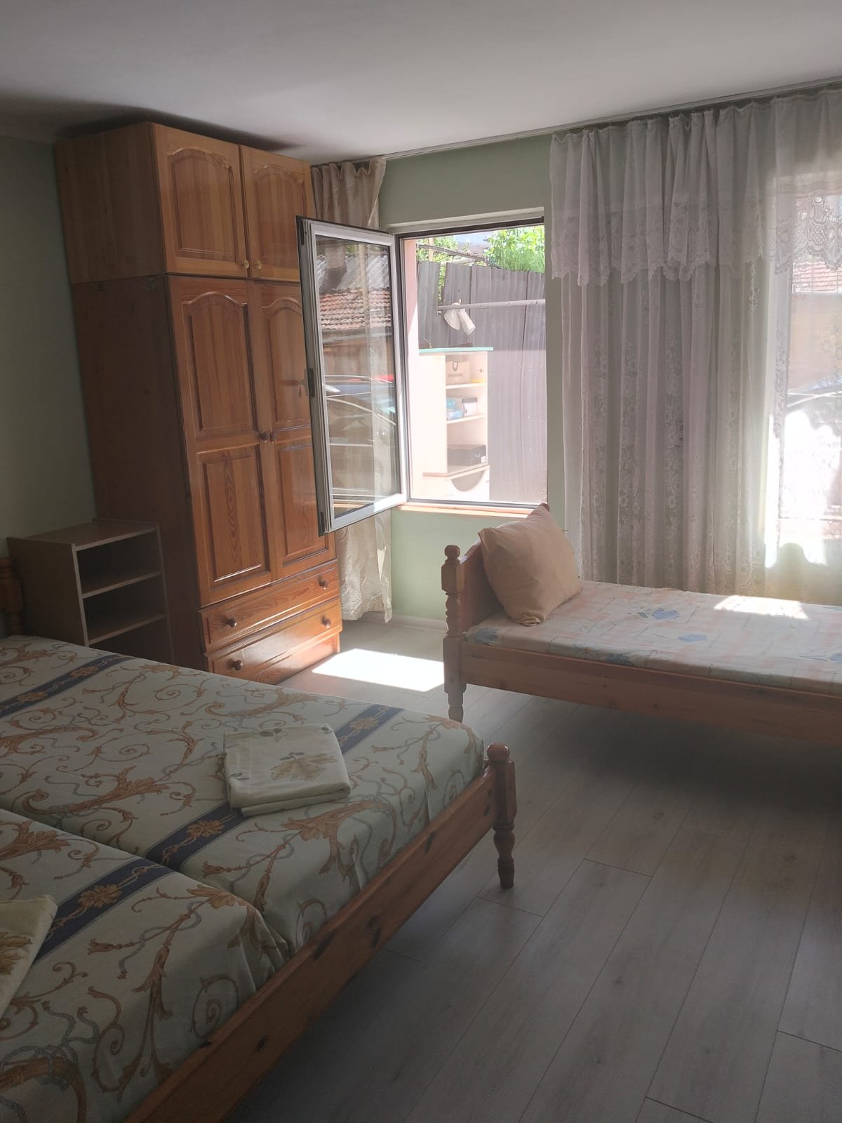 Multi-room apartment in the absolute top center of Nessebar