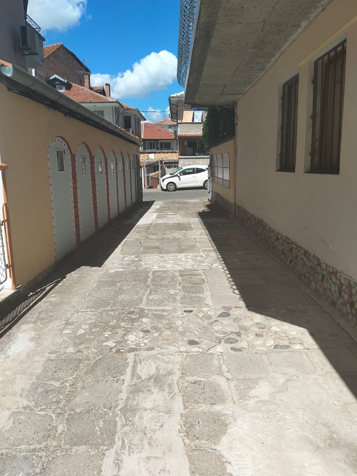 Multi-room apartment in the absolute top center of Nessebar