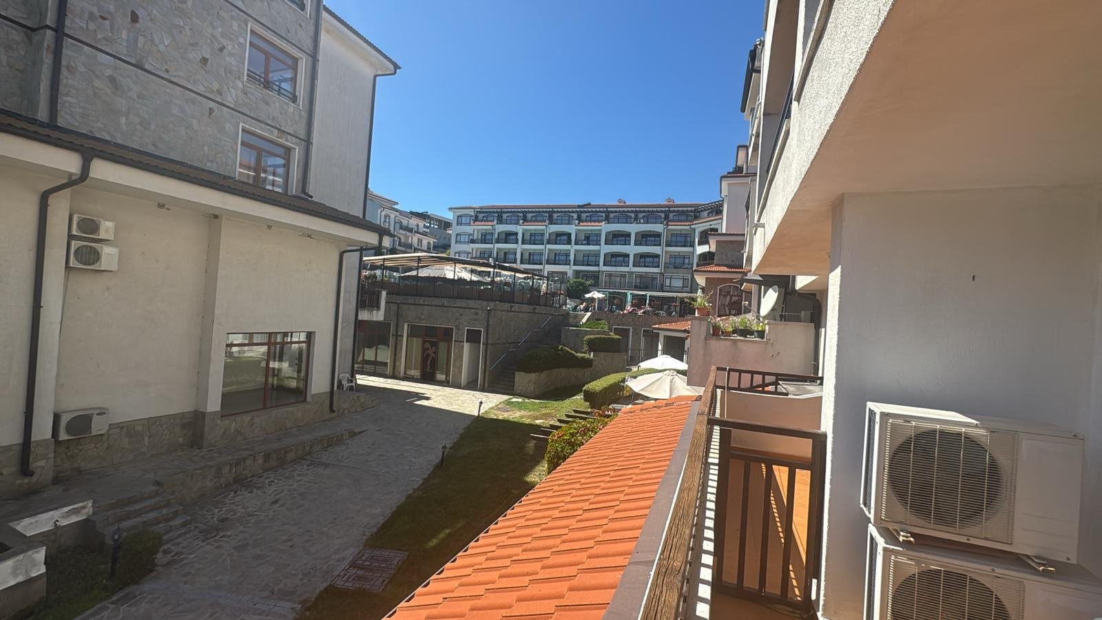 Geräumiges Ein-Zimmer-Apartment im luxuriösen Komplex Vineyards Resort - Aheloy