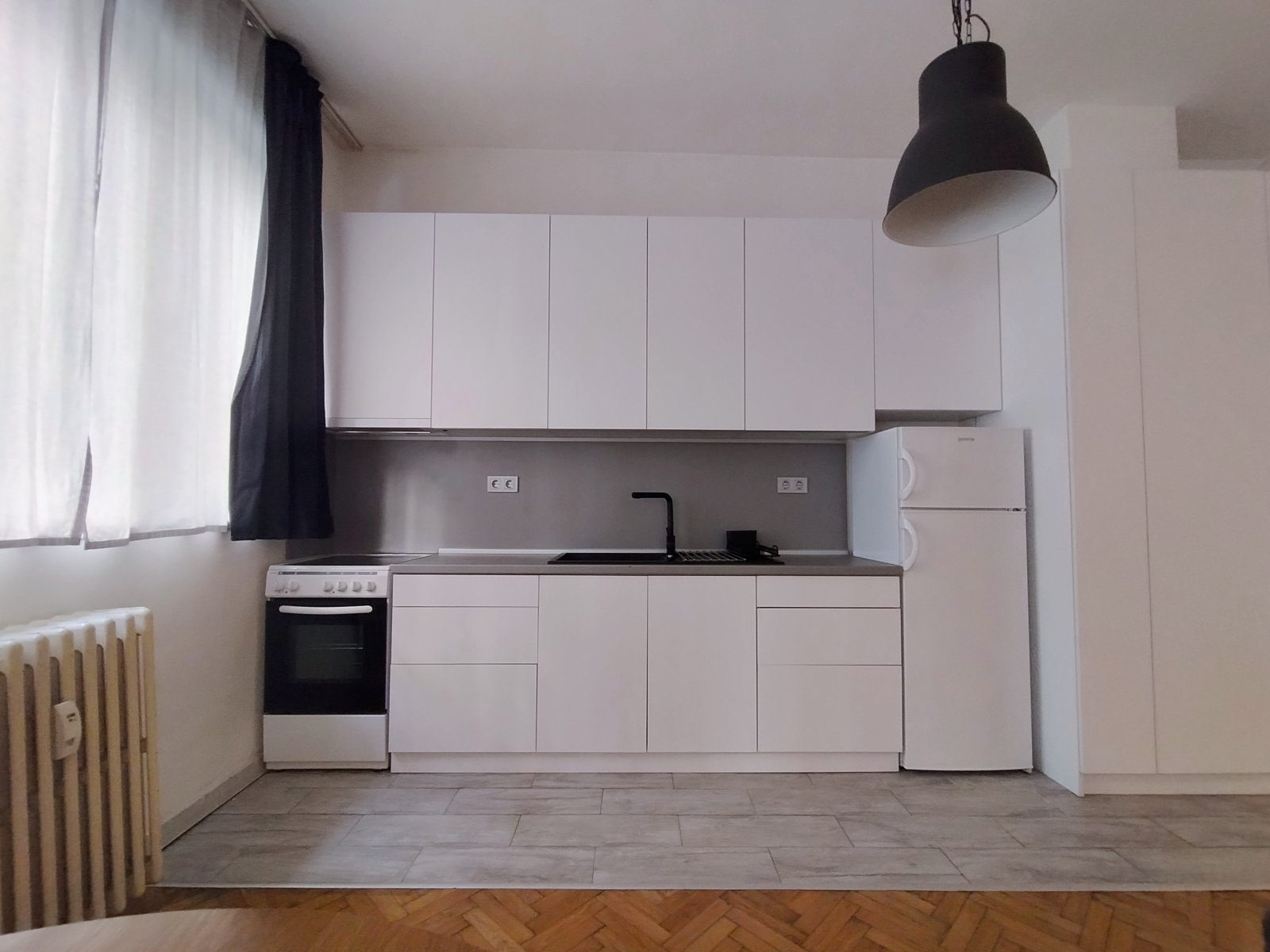 Sofia, Center Graf Ignatiev StreetBright and spacious, with high ceilings - a modern one-room apartment with southeast exposure, located on Graf Ig...