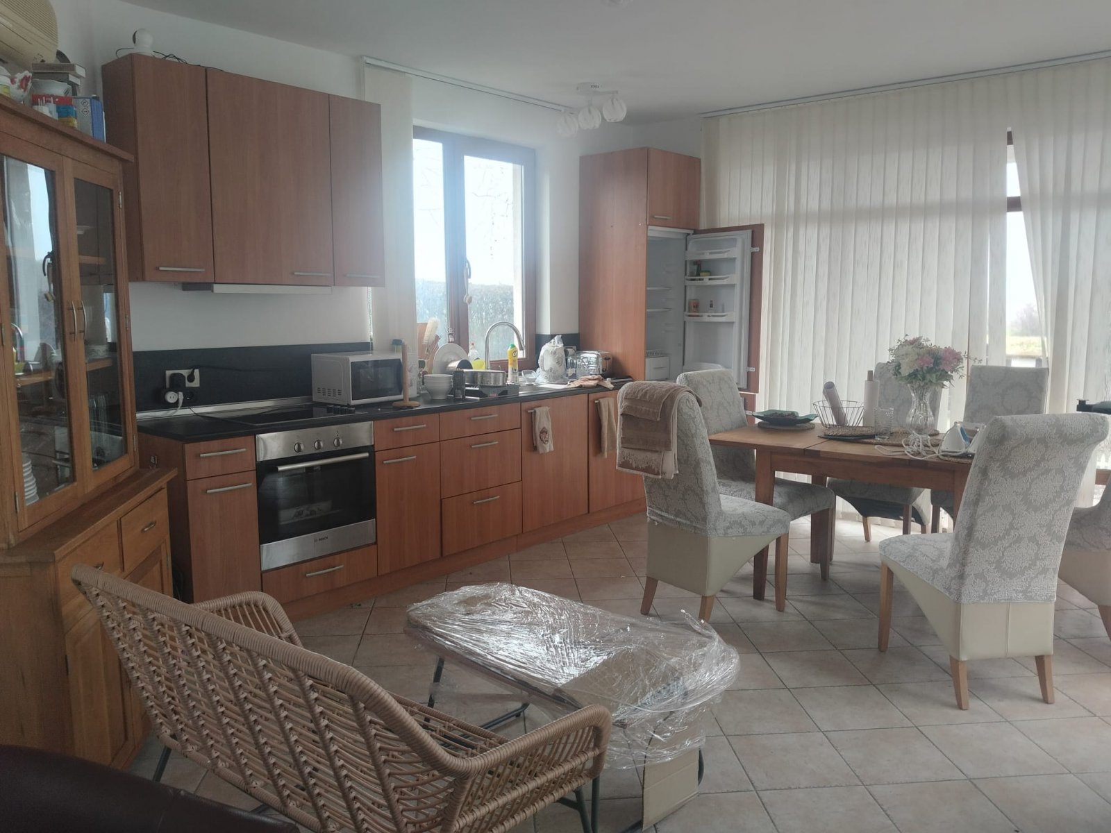 Fully furnished two-story house in Floral Roads complex - with pool and private yard