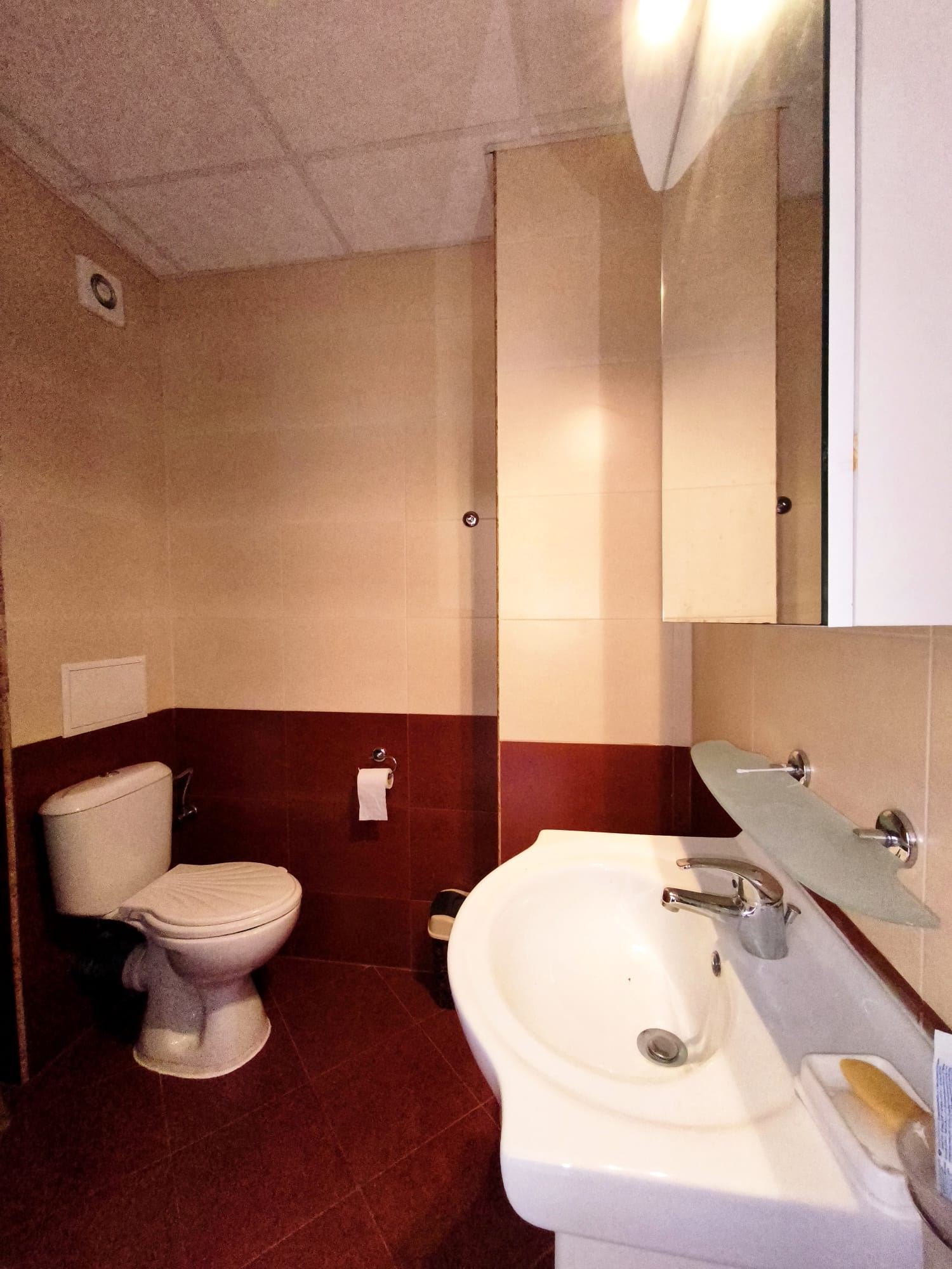 Geräumige Einzimmerwohnung im Fort Knox-Komplex mit einer jährlichen Mindestrendite von 7 %