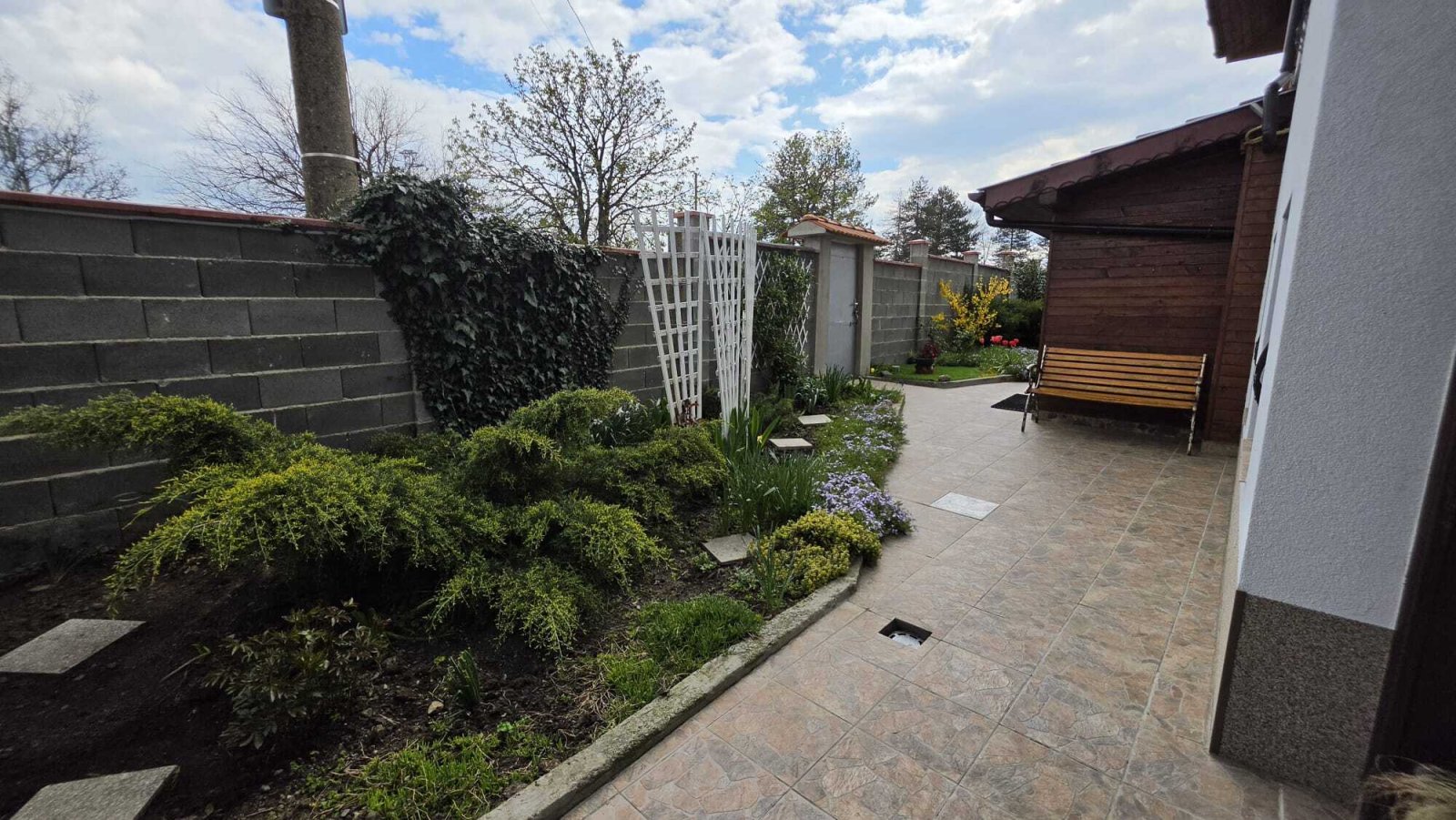 Single-family house with guesthouse in the village of Djulevo, Burgas region, Bulgaria