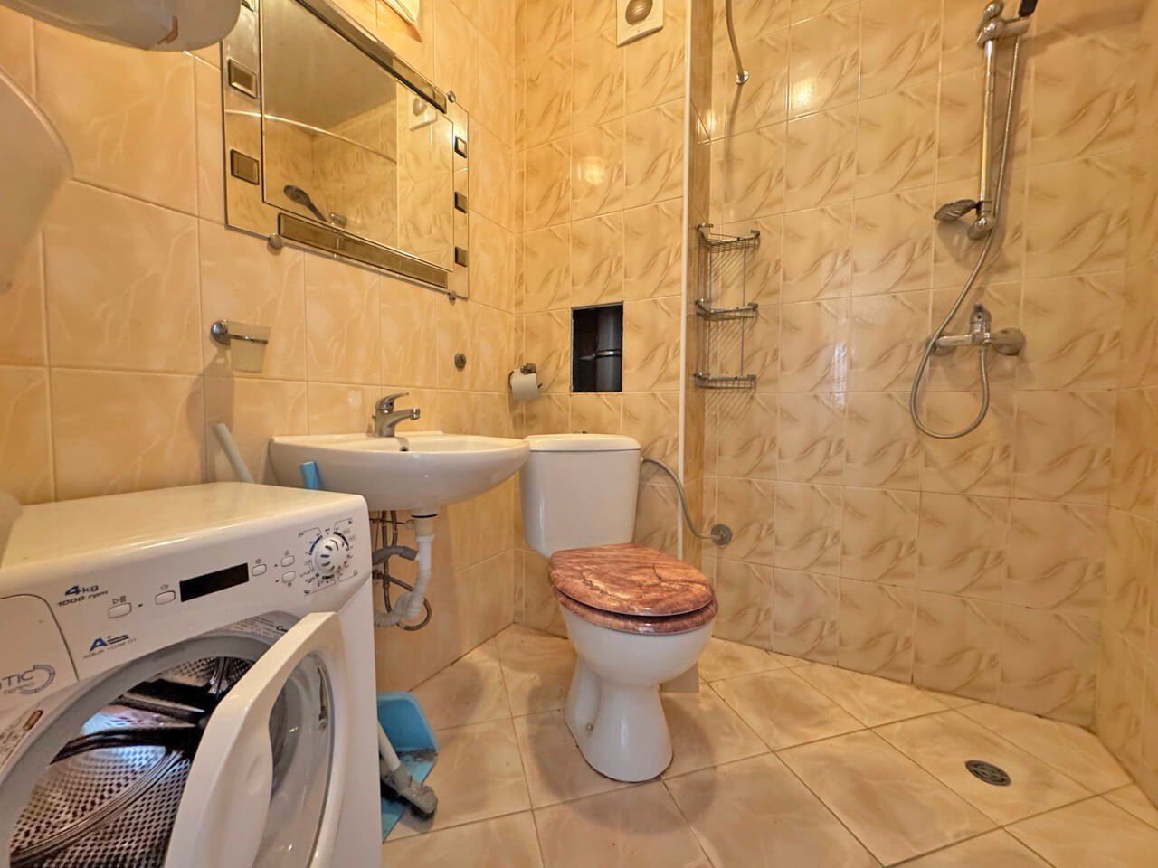 Two-room apartment with pool view in the Amadeus 11 complex, Sunny Beach, Bulgaria