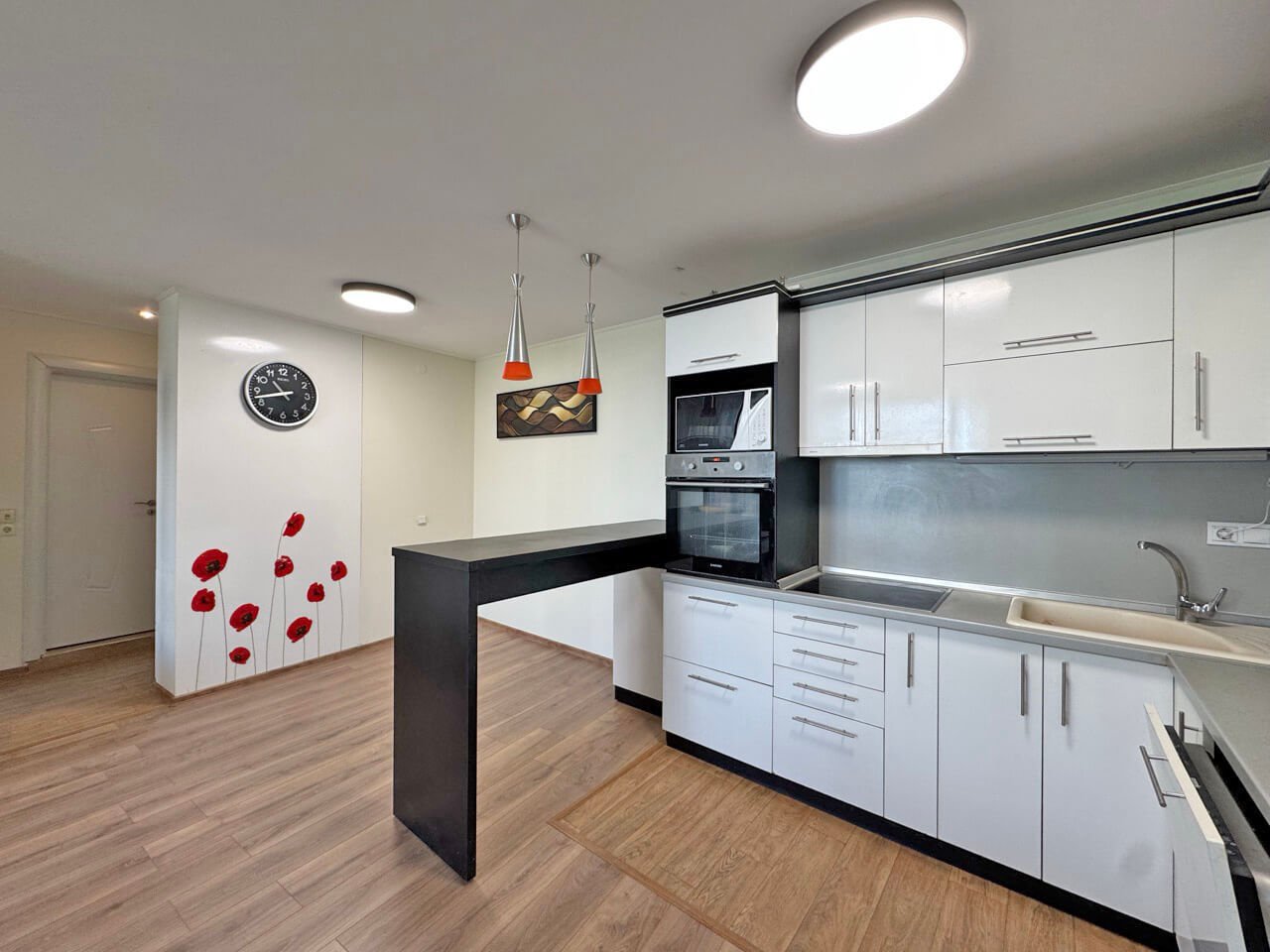 Three-room apartment in the Marina Fort complex, Sveti Vlas, Bulgaria.