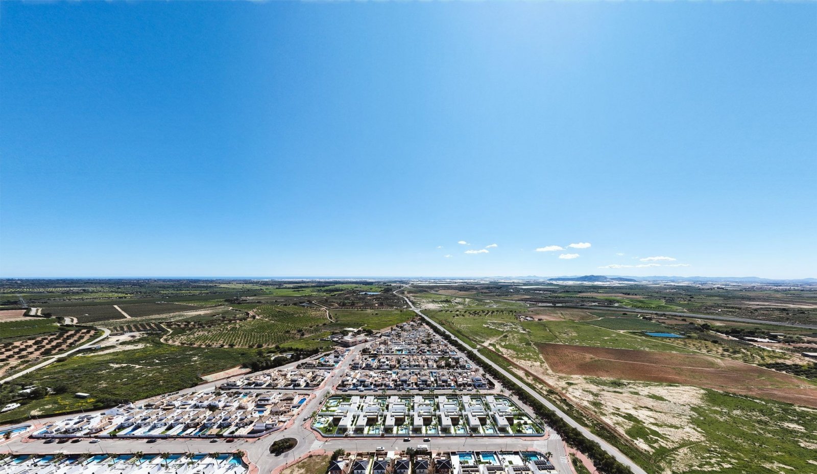 Exklusive Einfamilienhäuser, privater Pool und Garten, in der Nähe des Flughafens, Murcia