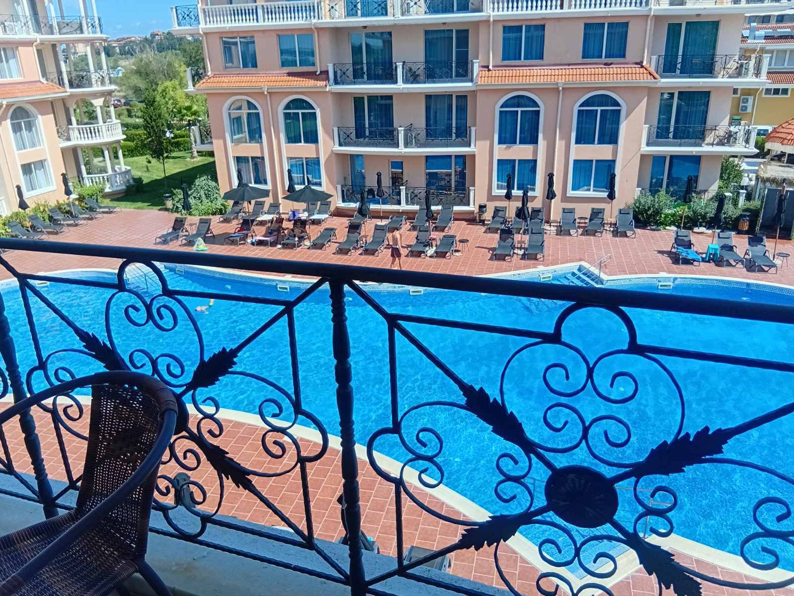 2-room apartment in the first line in the Hacienda Beach complex Sozopol Bulgaria
