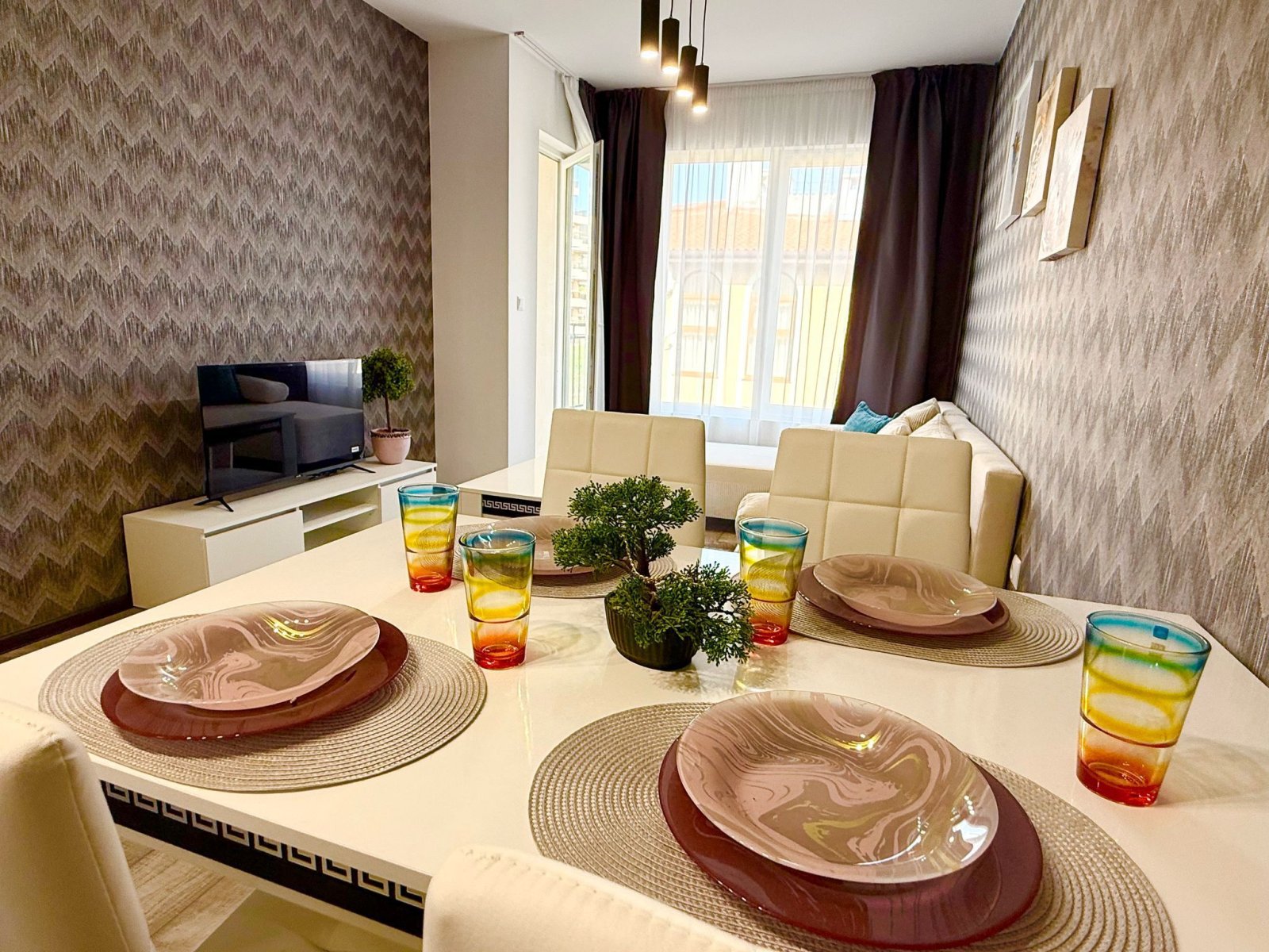 Two-room apartment with a view of the mountains, the pool, and the sea in the Domus Extra complex, Sveti Vlas, Bulgaria