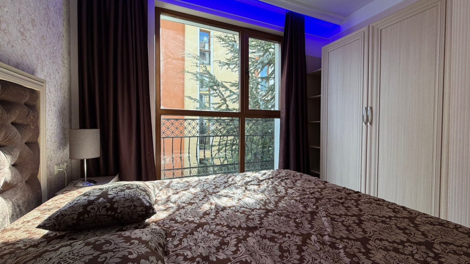 Three-room apartment in the exclusive Harmony Suites 3 complex, Sunny Beach, Bulgaria