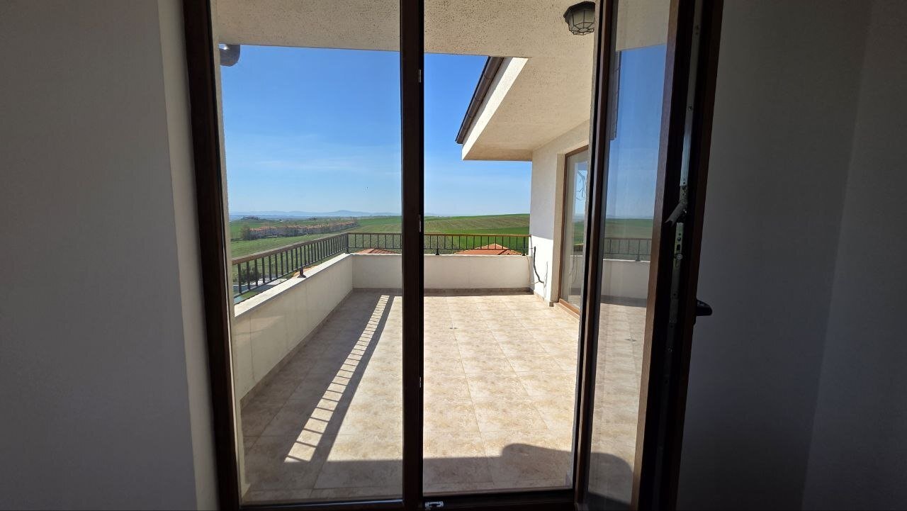 Two-room apartment with sea view in the Vineyards Panorama complex in Aheloy, Bulgaria