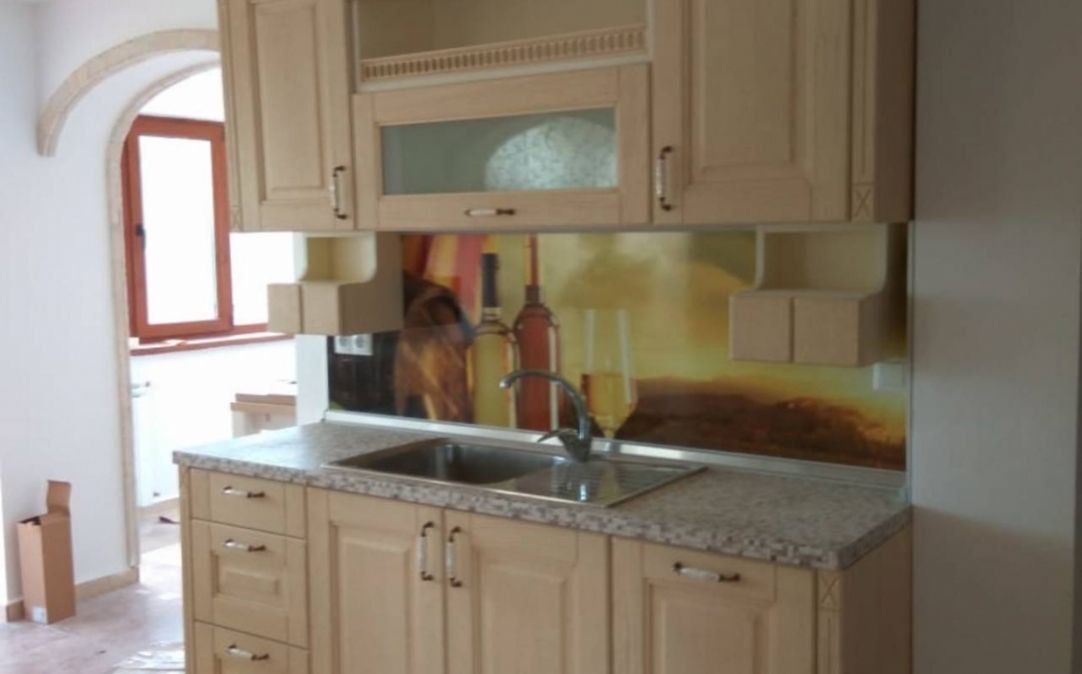 Generous house (370 m²) on a plot with its own vineyards in the village of Detelina, Varna region, Bulgaria for sale