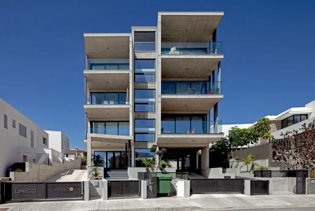 Unico Designer Apartments No. 302