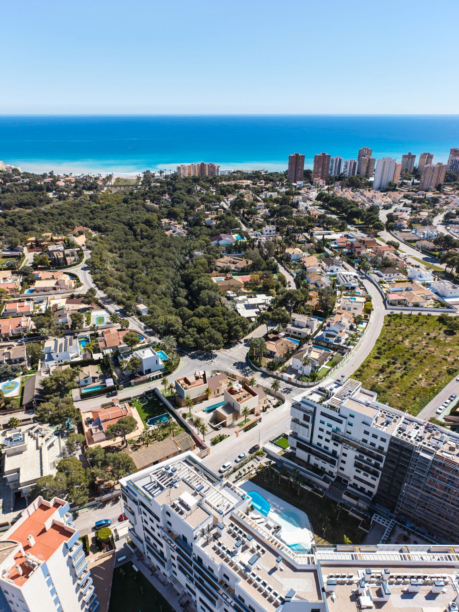 Exclusive villas, 1 km from the sea with private pool, Dehesa de Campoamor