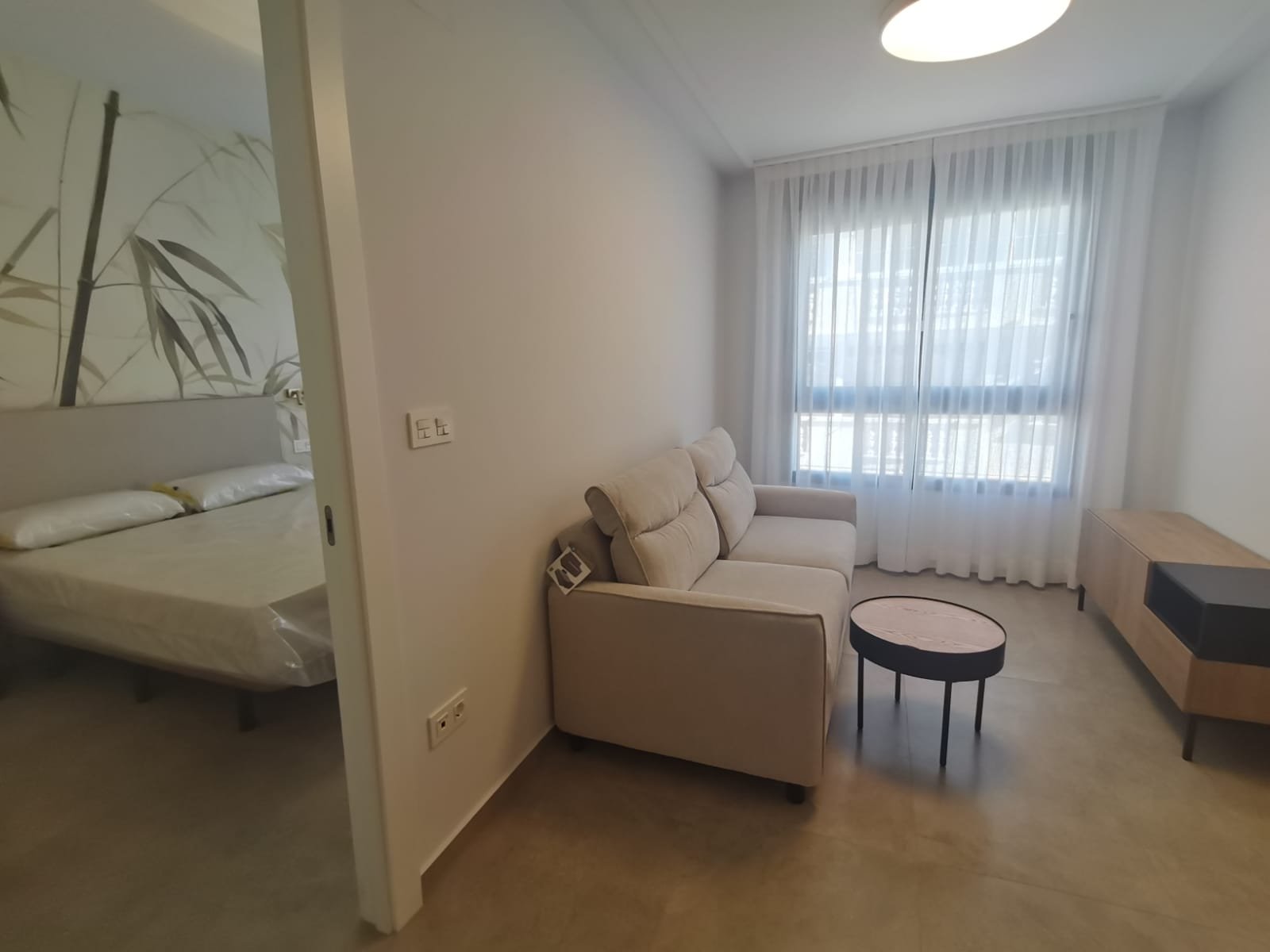Exclusive apartments and ground floor flats, 600 m from the beach, Torrevieja
