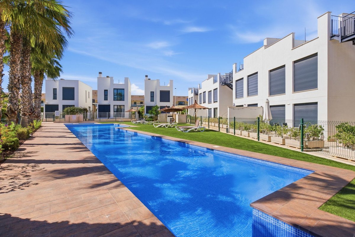 Luxury villa with roof terrace and sea view, Punta Prima