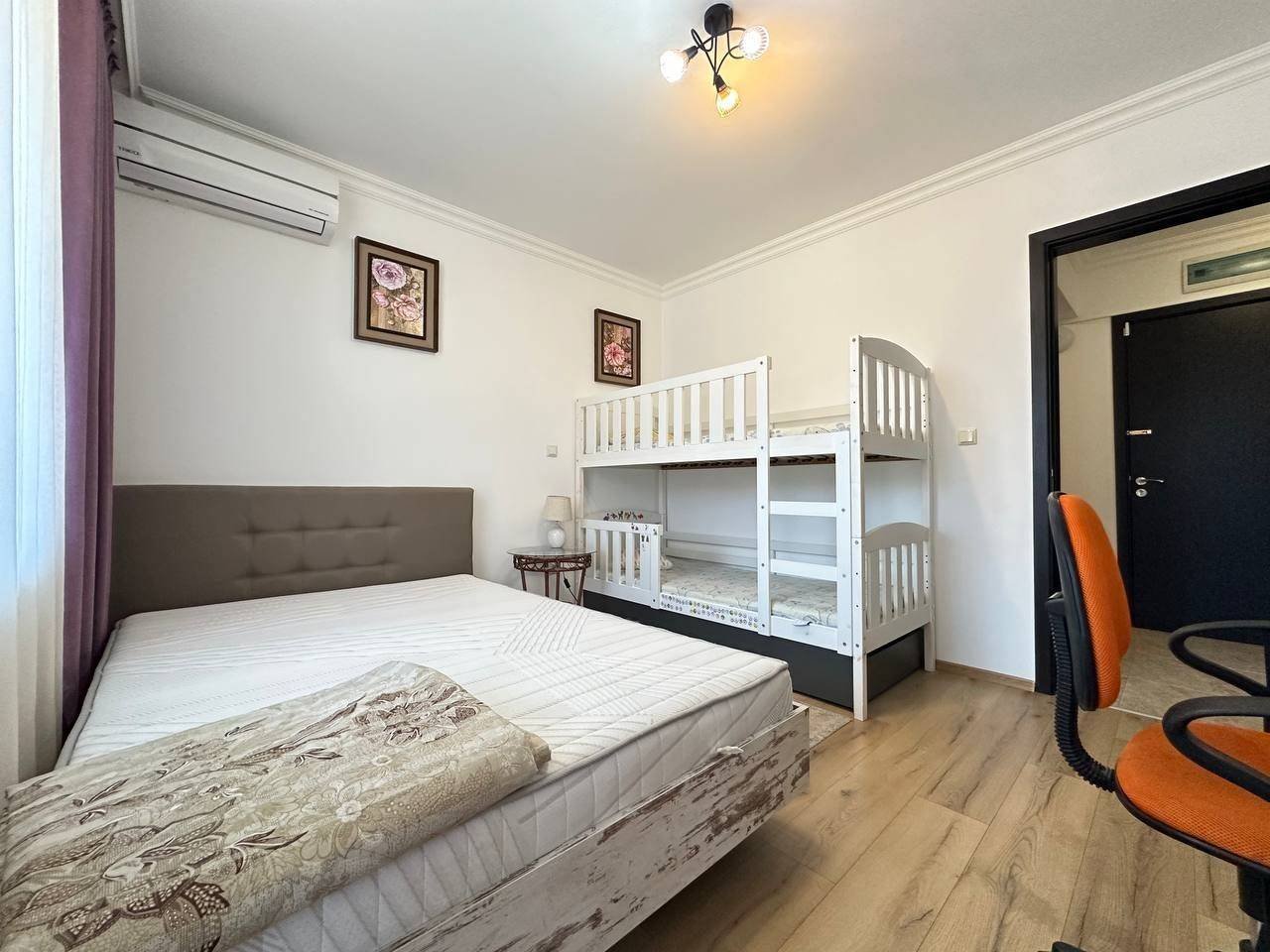 Attractive three-room apartment with sea view in the exclusive Admiral residential complex in Sveti Vlas