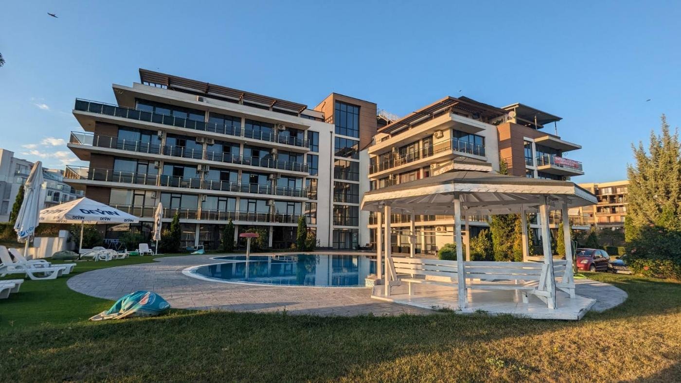 Furnished 2-room apartment with 61 m² in the Angelika complex, Sveti Vlas