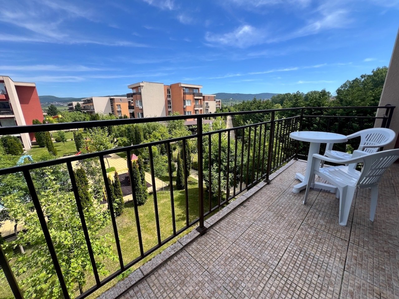 Spacious studio in the Orchid Fort Garden complex, Sunny Beach, Bulgaria