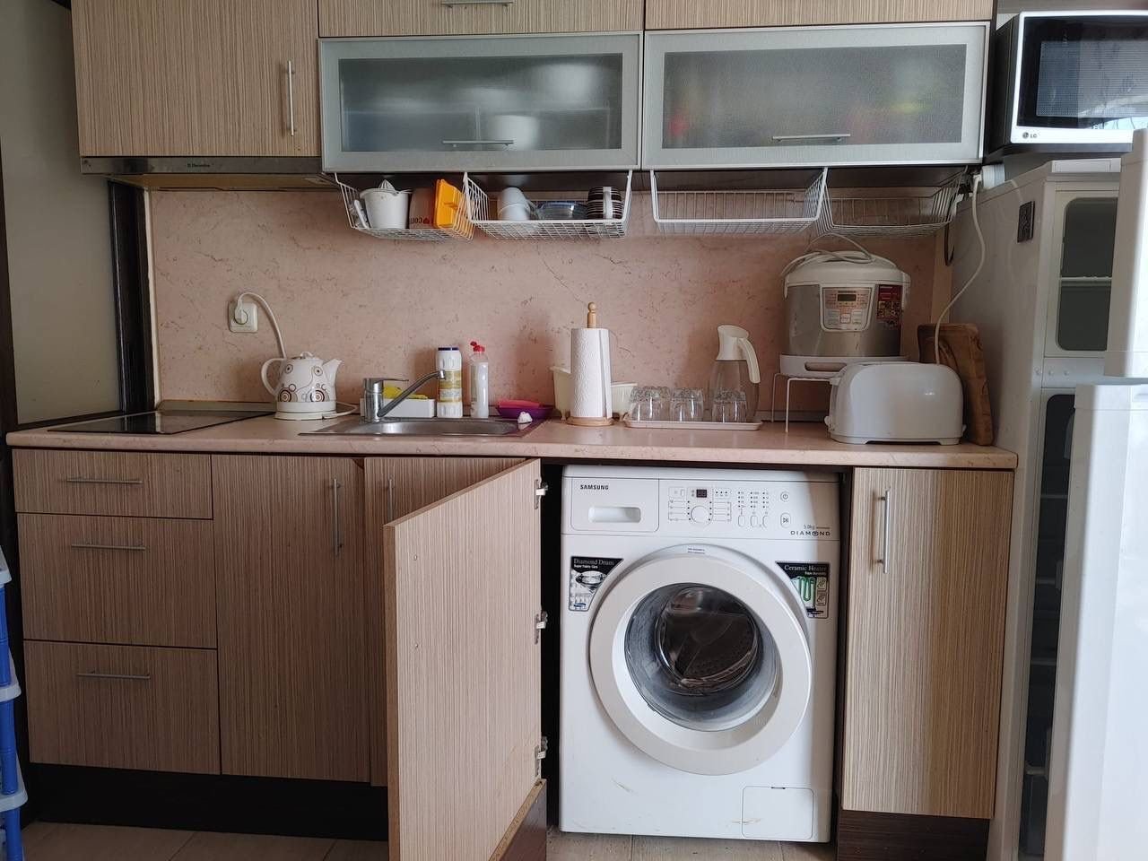 Spacious studio with 60 m² in the Sveti Nikola complex, Kosharitsa