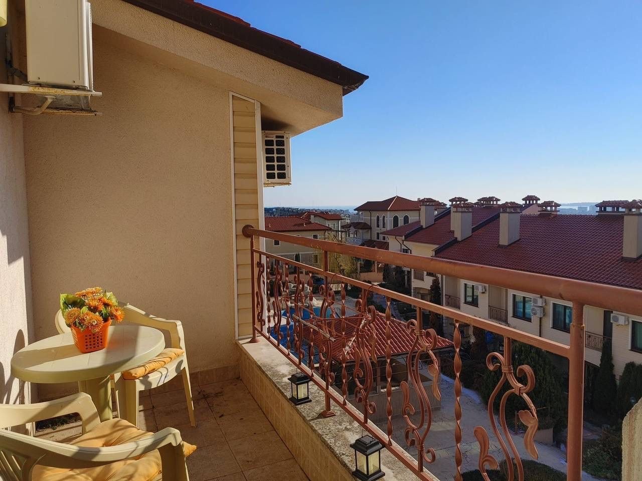 Spacious studio with 60 m² in the Sveti Nikola complex, Kosharitsa