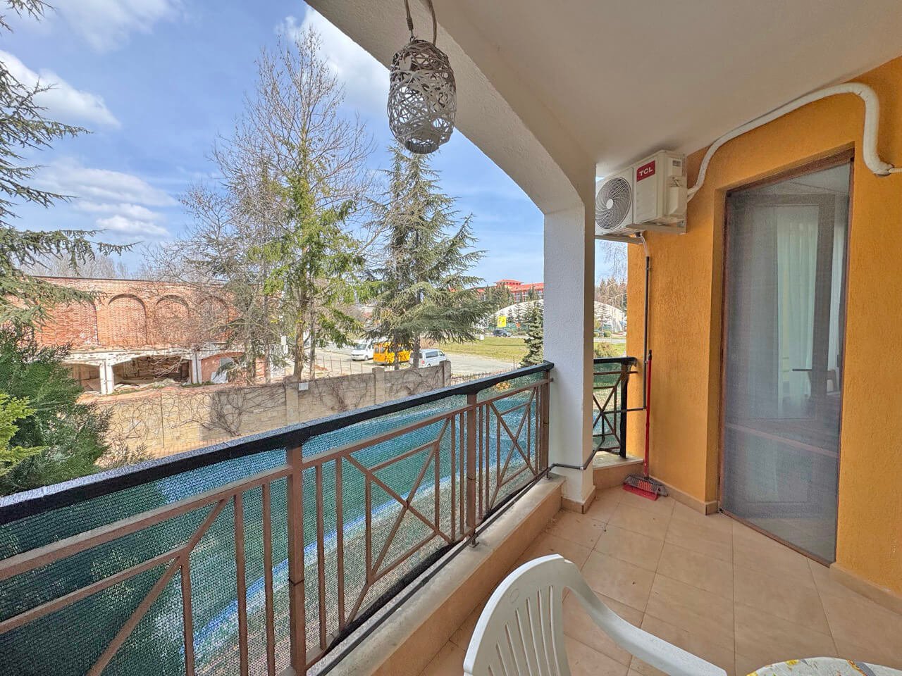 Two-room apartment with pool view in the Golden Dreams complex, Sunny Beach, Bulgaria