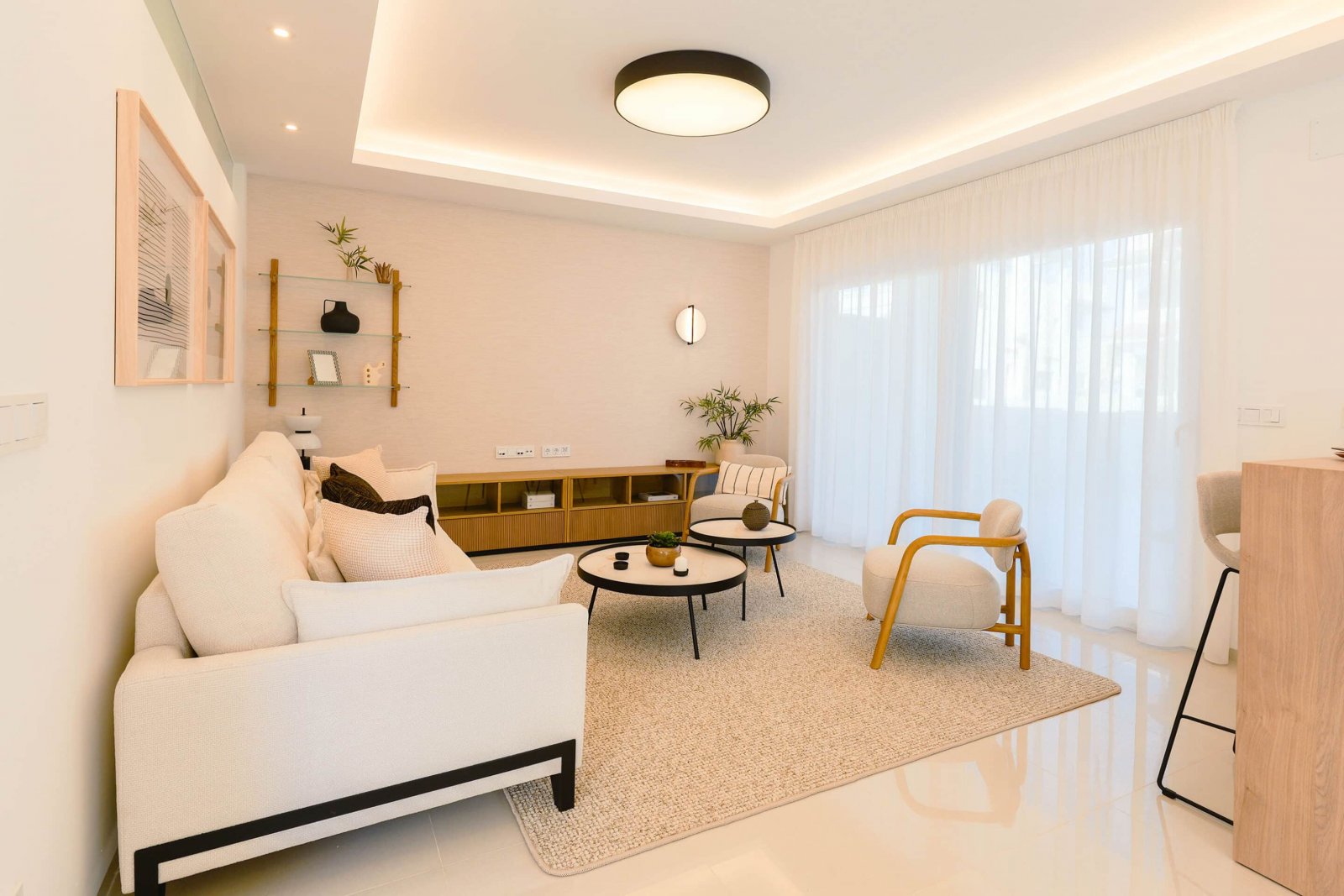Moderner Bungalow am Meer, Pool und Garten, Rojales