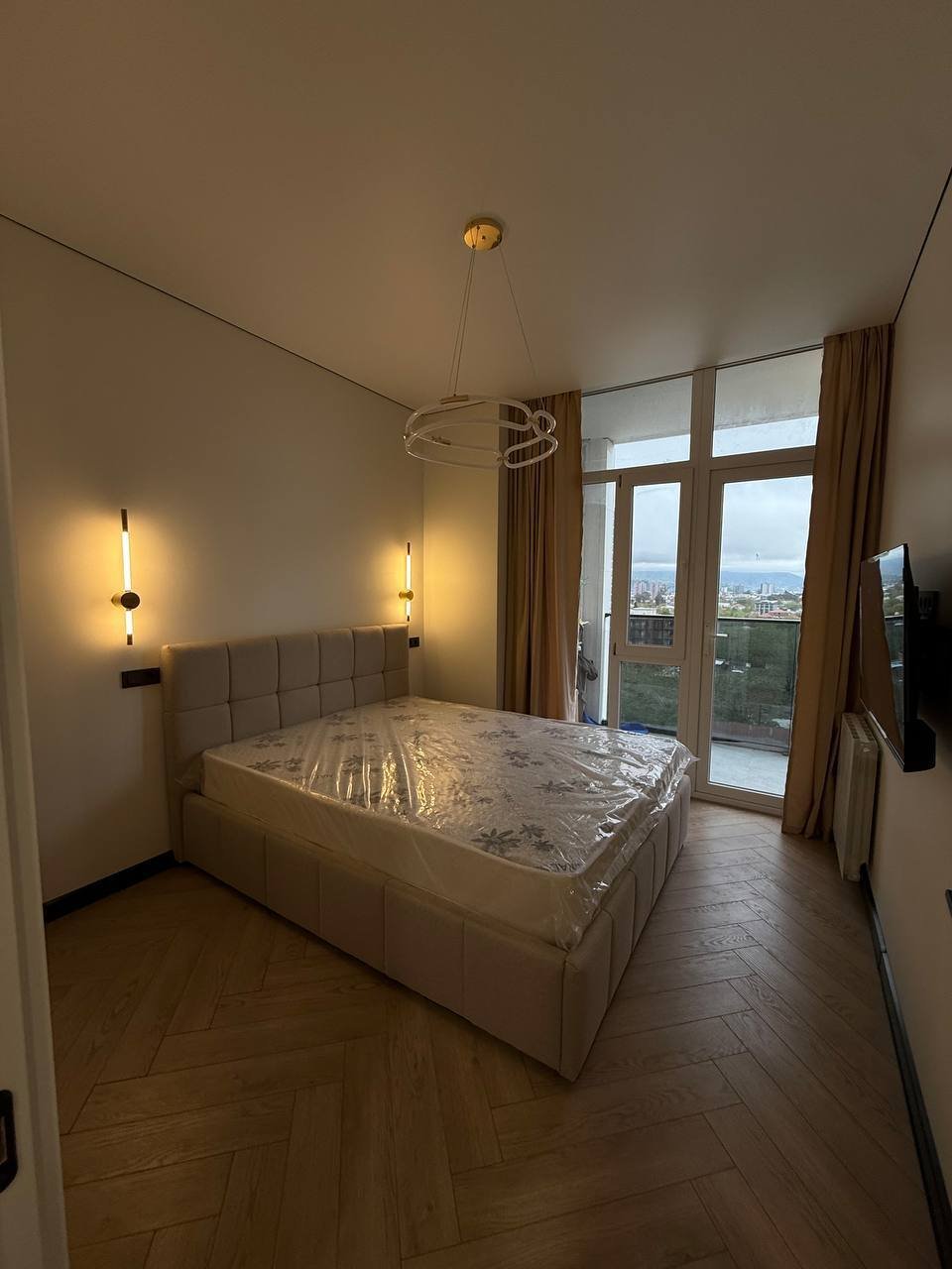 Beautiful 2-room apartment with sea view in Batumi, Georgia – Fully furnished with high-quality renovation