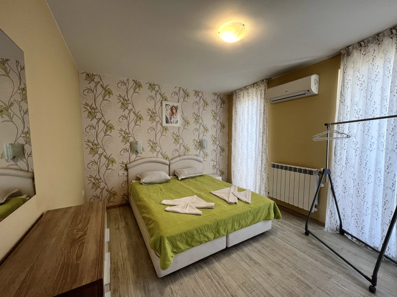 Apartment 1+2 in the Prostor complex, café, Bulgaria