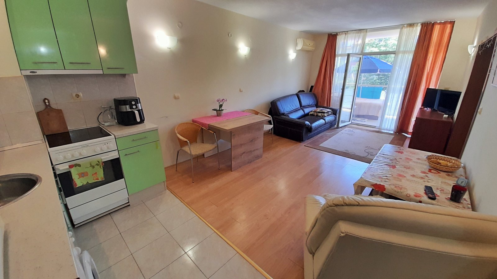 Sonnenstrand: Spacious 2-room apartment in the Semiramida complex, Sunny Beach, Bulgaria Sonnenstrand: Spacious 2-room apartment in the Semiramida complex, Sunny Beach, Bulgaria