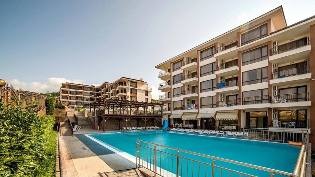 Apartment 1+1 in the Royal Bay complex, Sveti Vlas, Bulgaria